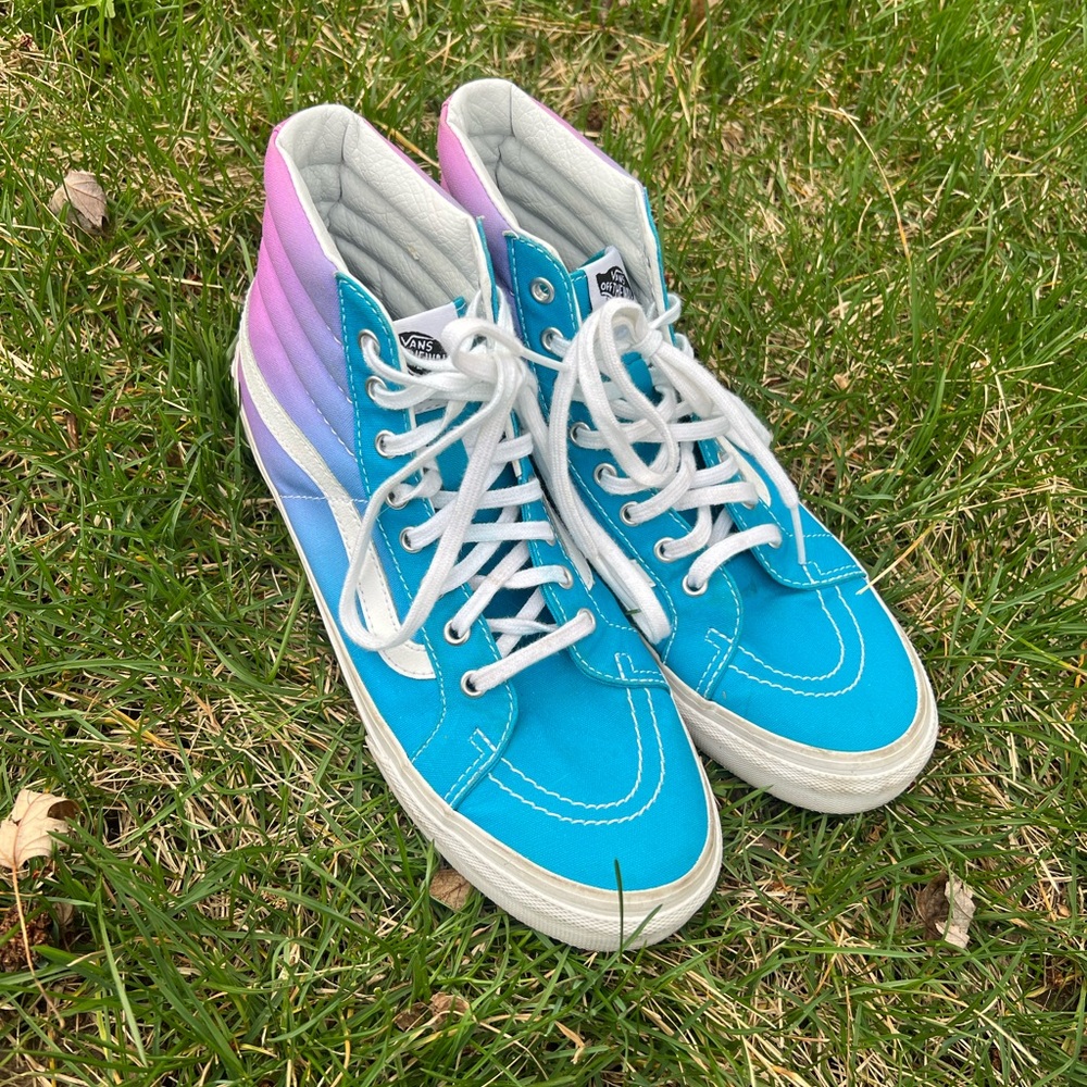 Vans Turquoise and Lavender High-Tops Size 8